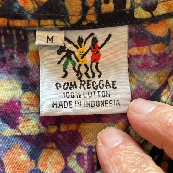 Rum Raggae batik button down shirt - Picture 2 of 3